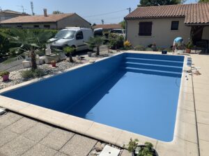 Piscine résine époxy Bordeaux : alternative au liner armé en Gironde